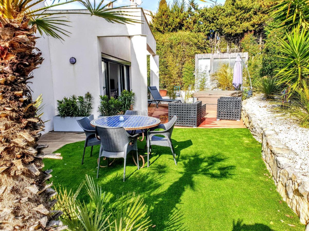 La Villa Blanche Sanary-sur-Mer Exterior foto