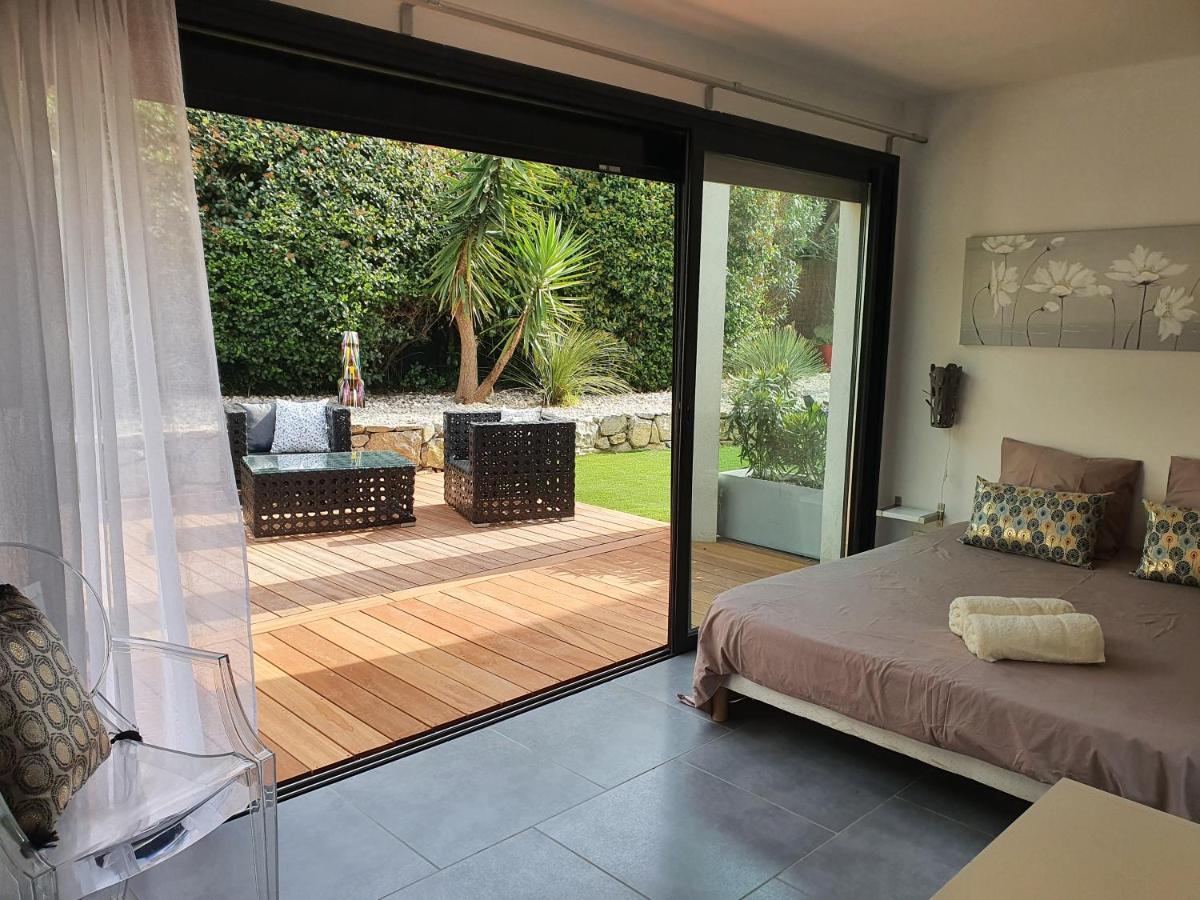 La Villa Blanche Sanary-sur-Mer Exterior foto